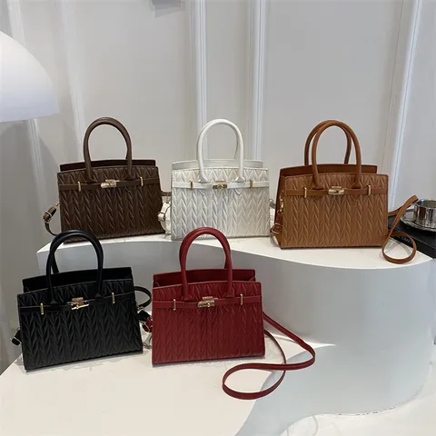 Damen PU-Leder Bambusmuster Handtasche Mit Metallschloss Vintage Mode Schultertasche Umhängetasche Kleine Quadratische Tasche Pendler Tote