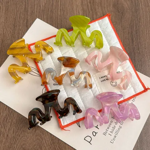 Korean Style Cellulose Acetate Hair Claw Small Wavy Shark Hair Clip Fashion Geometric Hair Accessories For Women