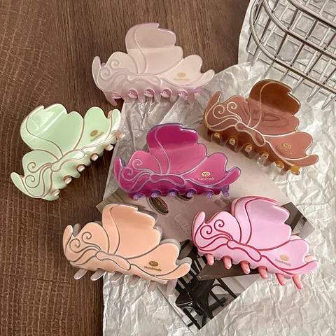 French Minimalist Floral Hair Claw Acetate Medium Princess Hair Catch Clip