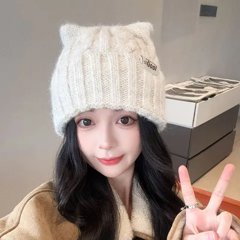 Winter Warm Gebreide Muts Voor Vrouwen Schattig Kattenoor Ontwerp Verdikte Fleece Gevoerde Casual Effen Kleur Skull Cap