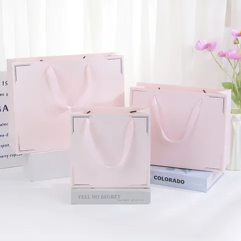 High Quality Paper Gift Bags With Ribbon Handles Cosmetic Skincare Packaging Bags For Holiday Party Wedding Gift Wrapping