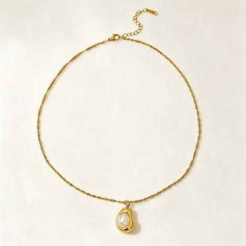 Collier avec Pendentif en Perle Artificielle Irrégulière en Acier Inoxydable pour Femme Chaîne de Clavicule Plaquée Or Bijoux Minimalistes