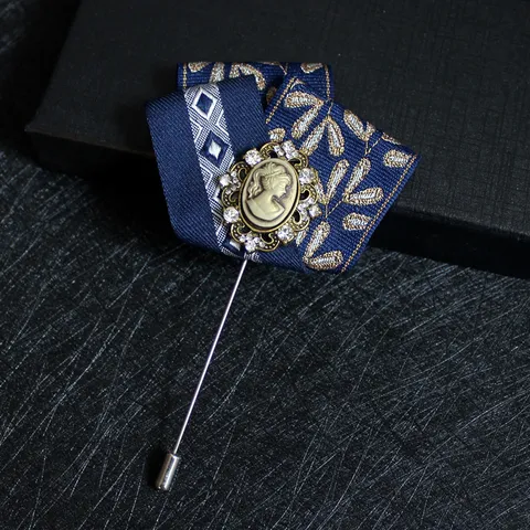 Men's Vintage Brooch Alloy Fabric Rhinestone Cameo Lapel Pin Suit Shirt Collar Corset Badge Fashion Business Jewelry Gift