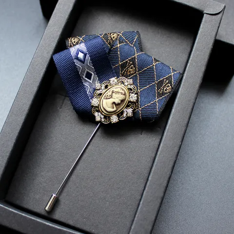 Men's Vintage Brooch Alloy Fabric Rhinestone Cameo Lapel Pin Suit Shirt Collar Corset Badge Fashion Business Jewelry Gift