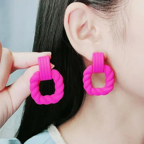 Minimalist Acrylic Geometric Square Twisted Hoop Earrings Women Fashion Trendy Candy Color Resin Ear Jewelry Gift