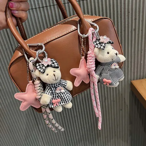 Lindo Osito de Tela a Cuadros Colgante de Bolso Lazo Estrella Llavero Muñeca de Peluche Adorno Colgante de Coche Accesorios de Moda Regalo