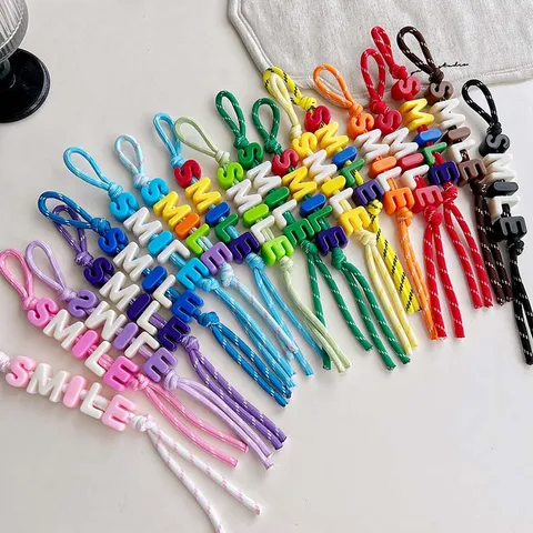 Bunter Perlen Taschenanhänger Buchstaben Geflochtenes Seil Charme Süßes SMILE Taschenzubehör Handtasche Dekoration