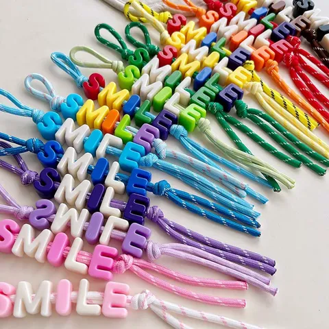 Bunter Perlen Taschenanhänger Buchstaben Geflochtenes Seil Charme Süßes SMILE Taschenzubehör Handtasche Dekoration