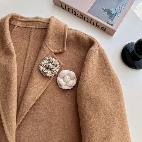 Handgemachte Stoff Kamelie Blume Brosche Pin Französischer Schick Tweed Blumen Korsage Eleganter Modeschmuck Für Damen
