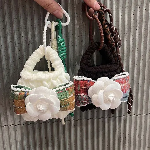 Handmade Braided Bluetooth Earphone Pouch Mini Coin Purse Camellia Tweed Style Keychain Pendant Bag Charm