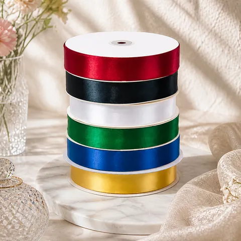Nastro in Raso di Poliestere Tinta Unita Per Confezione Regalo Decorazione Pasticceria Festa Artigianato e Accessori per Cucito