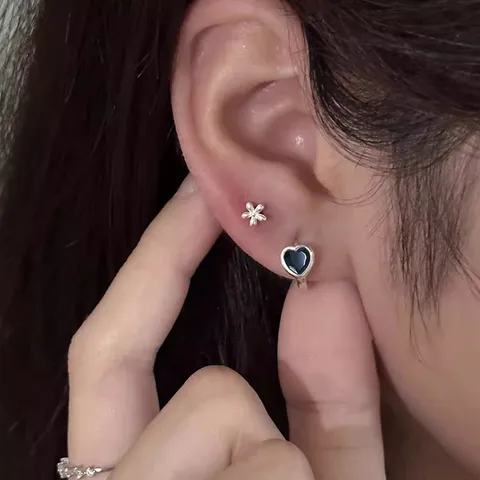 Boucles d'Oreilles Créoles S925 Argent Sterling Cœur Zirconia Pour Femmes Boucles d'Oreilles Huggie CZ Scintillantes en Forme de Cœur Bijoux Cadeau