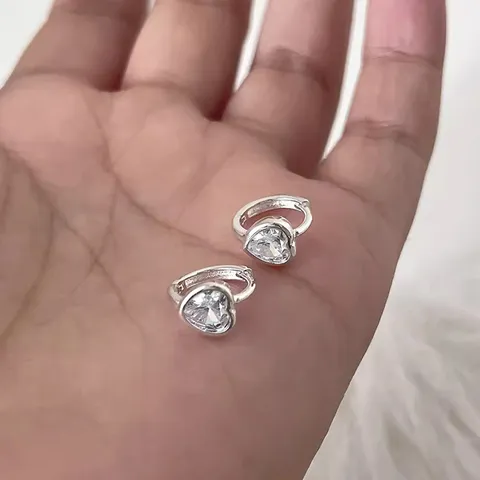 Boucles d'Oreilles Créoles S925 Argent Sterling Cœur Zirconia Pour Femmes Boucles d'Oreilles Huggie CZ Scintillantes en Forme de Cœur Bijoux Cadeau