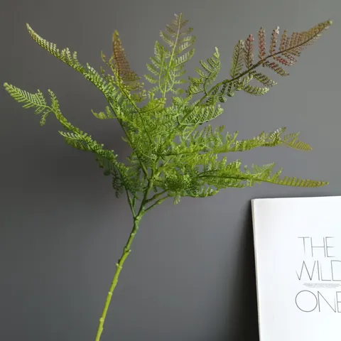 Estilo Nórdico Rama de Helecho de Plástico Suave Artificial Tallo de Planta Verde Realista Para Decoración de Hogar Boda Hotel