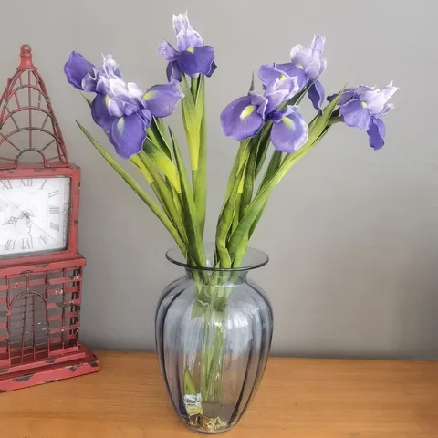 Fleur d'Iris Artificielle en PU Tige Unique Réaliste Bleu Pourpre Fausse Fleur Pour Décoration de Maison Moderne Fête de Mariage Accessoires de Photographie