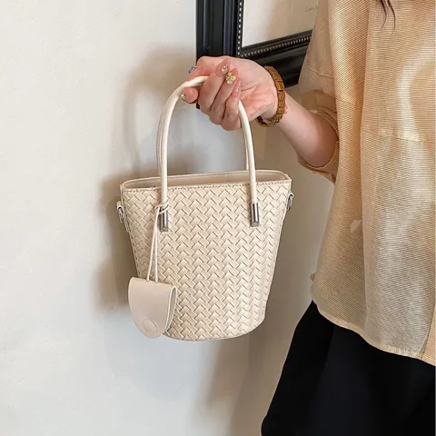 Damen Gewebte Beuteltasche PU Leder Handtasche Lässige Pendler Umhängetasche Stilvolle Alltags-Handtasche