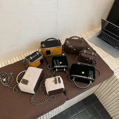 Damen Mode Gesteppte PU Leder Handtasche Luxus Kette Umhängetasche Klassisches Designer Stil Henkeltasche Schultertasche