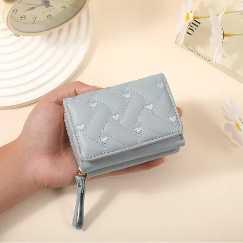 Women Short Trifold Wallet PU Leather Heart Embroidery Card Holder Cute Casual Coin Purse Fashion Zipper Purse