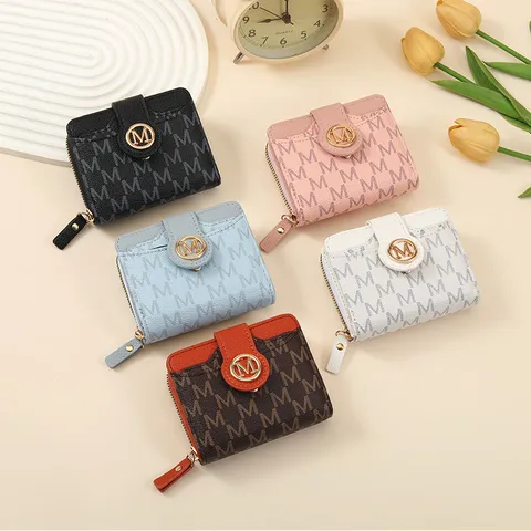 Women's Short PU Leather Wallet Bifold Multi-Card Holder Coin Purse With Letter Print And Metal Snap Closure