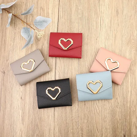 Women's Short Three Fold Wallet Cute Love Heart Metal Buckle PU Leather Card Holder Coin Purse Casual Purse Handbag