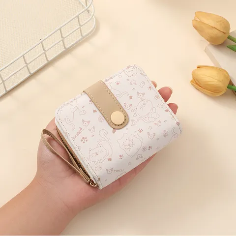 Women's Short Cute Cartoon Cat PU Leather Folding Zipper Wallet Card Holder Wristlet Casual Daily Purse Gift