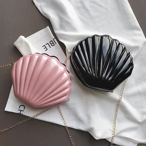Mujer Moda Cuero Patentado Concha Bolso Cruzado Estilo Ins Color Sólido Cadena Bolso de Hombro Elegante Bolso de Noche