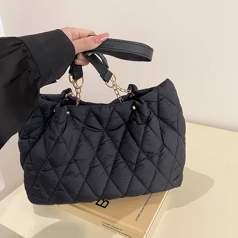 Mujeres Moda Bolso Tote Acolchado Gran Capacidad Nylon Puffer Bolso de Hombro Casual Con Correa de Cadena