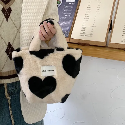 Japanese Style Plush Handbag Cute Heart Tote Bag Student Casual Bento Bag Soft Furry Large Capacity Storage Handbag