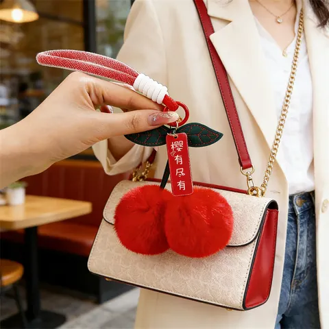 Carino Ciondolo per Borsa in Peluche di Frutta Morbido cachi Ciliegia Uva Portachiavi Pom Pom Ciondolo Accessori