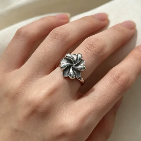 Vintage Stainless Steel Flower Stud Earrings And Open Rings Set Elegant Silver Floral Jewelry For Women