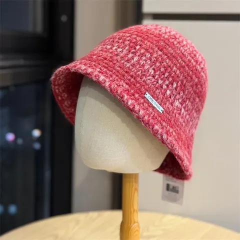 Chapeau de Pêcheur Tricoté Rayé Dégradé Femme Automne Hiver Chaud Coupe-vent Casual Bucket Hat Mode Extérieur