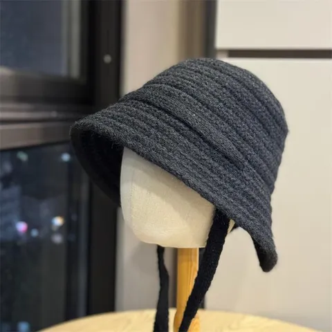 Damen Herbst Winter Strickmütze Warme Ohrenklappen Mütze Mischgarn Winddicht Anglerhut Stilvolle Outdoor Kopfbedeckung
