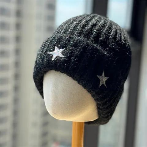 Unisex Winter Warm Knit Beanie Hat Korean Style Star Embroidery Soft Stretchy Casual Cuff Skull Cap For Men Women