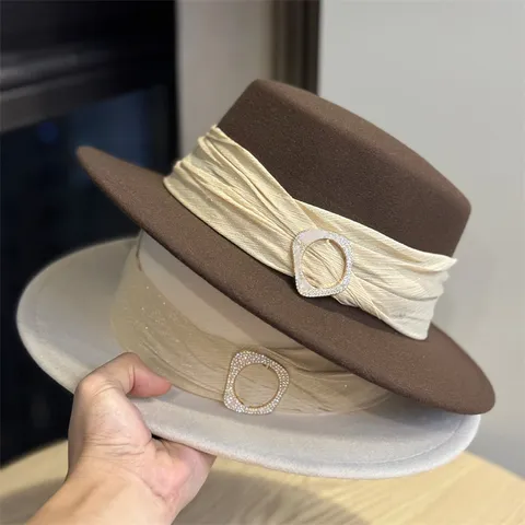 Vintage British Style Woolen Bucket Hat Elegant Ladies Flat Top Felt Hat With Pleated Ribbon Rhinestone Decor