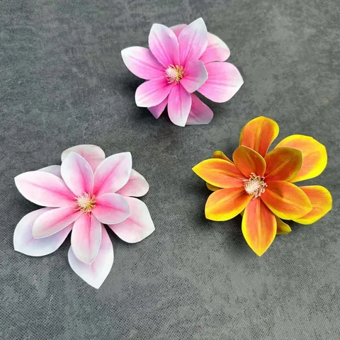 Teste di Fiori di Magnolia Artificiali Stampate in 3D PU Fiori Fatti a Mano Forcina Corsage Decorazione