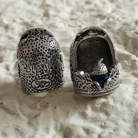 Vintage Zinklegering Eikel Nagel Vingerhoed Ring Strass Open Vinger Bescherming Ring Retro Mode Sieraden Cadeau