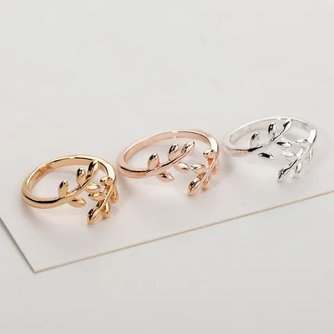 Women's Adjustable Leaf Ring Minimalist Alloy Hollow Laurel Leaf Open Finger Ring Fashion Jewelry Gold Silver Plated Gift