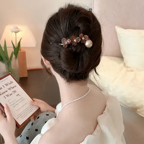 Pince à Cheveux Fleur Acrylique Douce Élégante Perle Artificielle Strass Épingle à Cheveux Accessoires pour Femmes