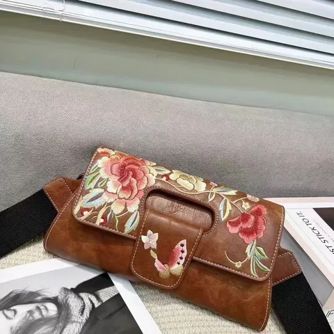 Sac à Épaule Style Ethnique Broderie Pivoine Rétro Grande Capacité Sac Bandoulière pour Femmes Vintage Brodé Floral Avec Large Bandoulière