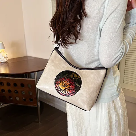 Sac à Bandoulière Rétro Bosselé pour Femmes Style Ethnique Chinois Sacoche en Cuir PU Motif Floral Ethnique Casual Navetteur