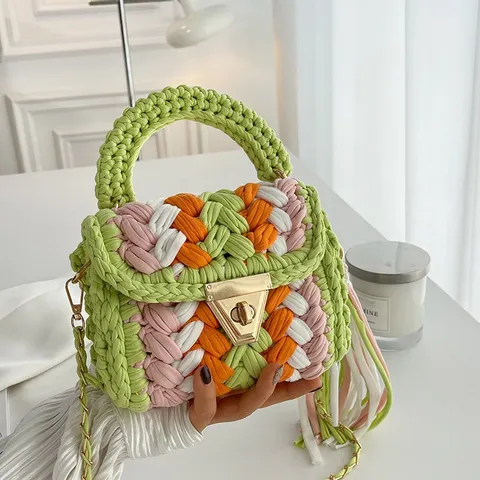 Handgemaakte Geweven Schoudertas Leuke Gebreide Schoudertas Casual Tote Tas Met Kwast En Metalen Ketting Voor Dames