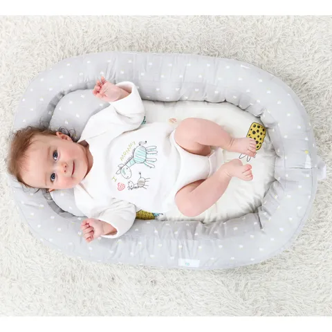 Portable Newborn Baby Lounger Breathable Cotton Infant Nest Bed Cute Pineapple Pattern Portable Travel Sleep Bedding