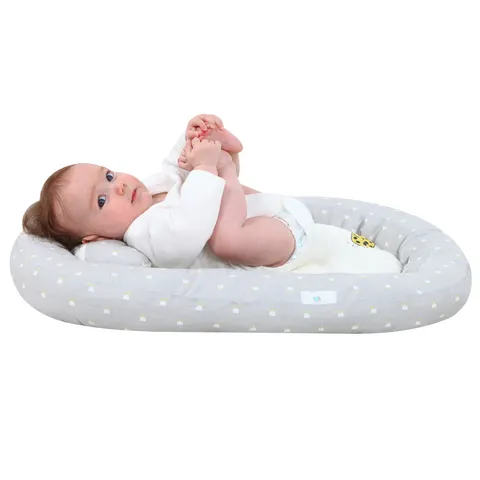 Portable Newborn Baby Lounger Breathable Cotton Infant Nest Bed Cute Pineapple Pattern Portable Travel Sleep Bedding