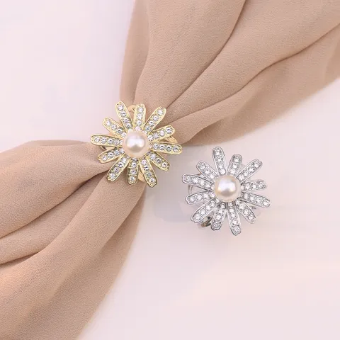Fibbia per Sciarpa in Seta con Fiore in Strass e Perla Artificiale Elegante Spilla in Lega di Zinco Anello Scialle Clip Moda Accessori per Abbigliamento