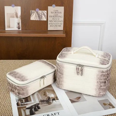 Vrouwen Krokodillenpatroon Toplaag Rundleer Cosmetische Tas Grote Capaciteit Draagbare Lederen Toilettas Reizen Make-up Organizer Tas