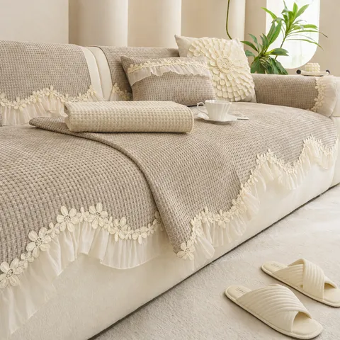 Housse de Canapé en Chenille Française Antidérapante Résistante aux Rayures de Chat Protecteur de Canapé Décoratif Avec Bordure en Dentelle Pour Salon Toutes Saisons