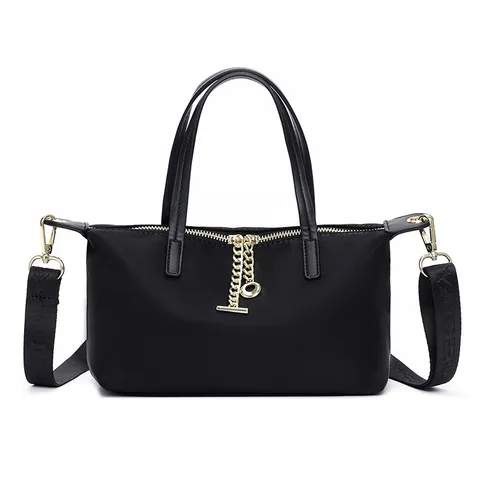 Women's Waterproof Nylon Crossbody Bag Mini Casual Shoulder Bag Fashion Versatile Handbag With Metal Chain