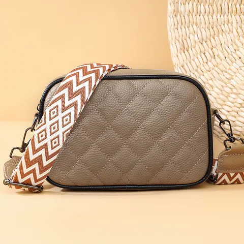 Women Genuine Leather Crossbody Bag Quilted Small Square Bag Fashion Wide Strap Shoulder Bag Urban Minimalist Handbag