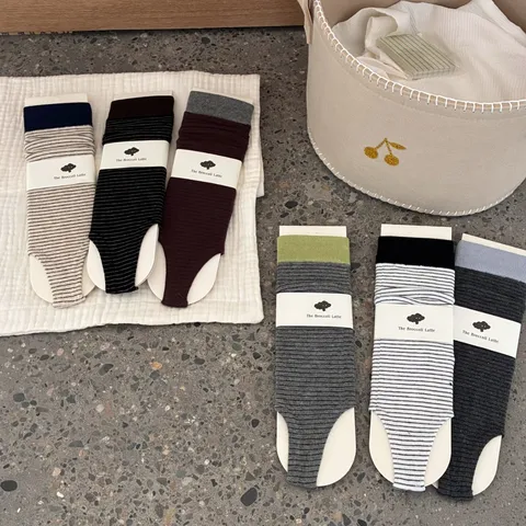 Women Striped Cotton Stirrup Socks Autumn Winter Color Block Breathable Leg Warmers Japanese Retro Slimming Mid Tube Socks