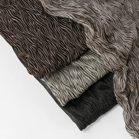 Women Fashion Leopard Print Hijab Bubble Crepe Long Scarf Thin Breathable Shawl Lettuce Trim Warp Knitting Wrap